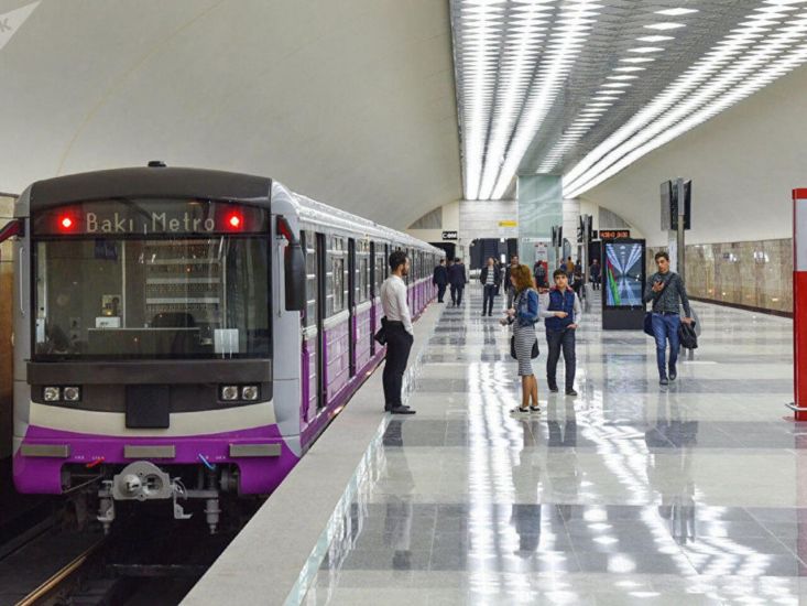 Bakı metrosunda qadına qarşı əxlaqsızlıq etdi - Həbs olundu